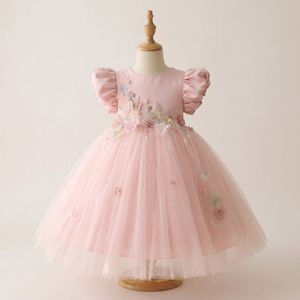 Elegante Vestido de Princesa de Tul con Flores 3D Hechas a Mano, Mangas Abullonadas hasta la Rodilla, Color Rosa Rubor Satinado, Diseño de Mariposa y Flores - Product Image 4