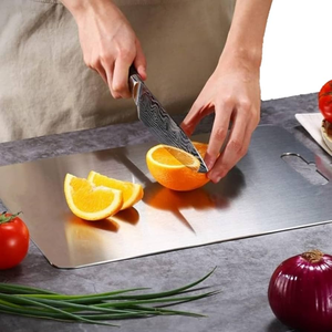 Blocs à découper en acier inoxydable de qualité supérieure, sur mesure, écologiques, pour la préparation de viandes et de fruits à la maison. - Product Image 6