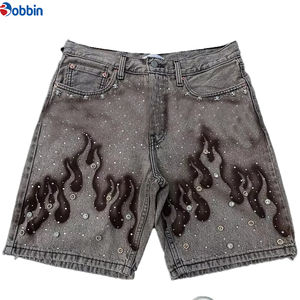 Pantalones Cortos de Mezclilla Vintage para Hombre, Estilo Hip Hop, Personalizados con Pedrería, Estampado por Pulverización, Pintados a Mano, Lavado Ácido, Largura hasta la Rodilla - Product Image 2