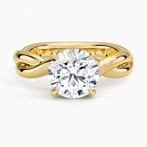 Anillo de compromiso de diamantes retorcidos de tres piedras con solitario de cuatro puntas - Product Image 1