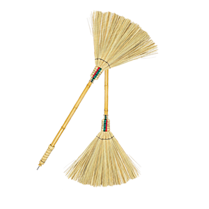Balai de nettoyage de sol extérieur en fibres de coco durables avec manche en bois, poils à dents larges, écologique, style basique, poils moyens - Product Image 1