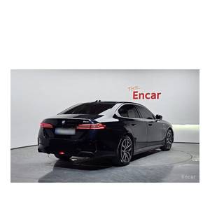 BMW 520i M Sports Sedan Serie 5 2023 con Volante a la Izquierda, Caja de Cambios Automática, Asientos de Cuero, Cámara Trasera, 22,209 km - Product Image 2