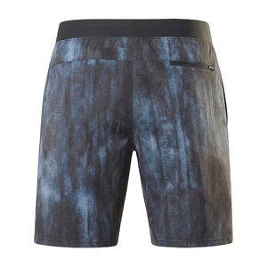 Pantalones Cortos Deportivos Casuales para Hombre con Cintura Elástica Media, Transpirables, 100% Poliéster, con Estampado - Product Image 3