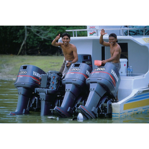 Motor fuera de borda Yamaha de 85HP para embarcaciones de pesca, diseñado para un rendimiento marino potente y una operación duradera en el agua. - Product Image 3