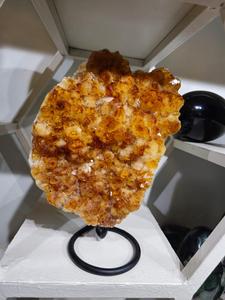 Grappe de citrine naturelle brute sur support pour la décoration de la maison - Product Image 3