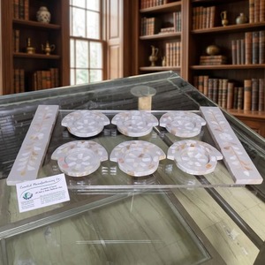 Candid Manufacturing Co. Ensemble de plateaux décoratifs faits à la main en nacre avec motif végétal, design moderne, pour cadeaux - Product Image 1