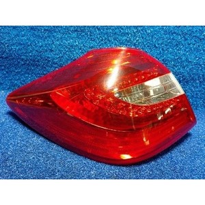 ชุดไฟท้ายซ้าย (LH) มือสอง ของแท้ OEM รุ่น 924013M200 - Product Image 1