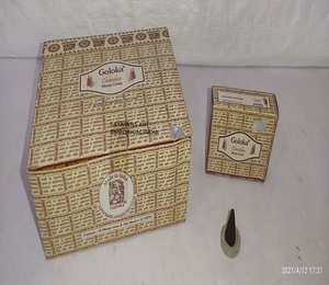 Conos de incienso Premium perfumados Chandan de la marca Goloka, paquete de 10g, proveedor mayorista de India - Product Image 2
