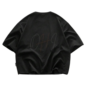 T-shirt noir surdimensionné de qualité supérieure avec logo minimaliste sur le devant, 100% coton, respirant et écologique, vêtement décontracté - Product Image 2