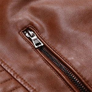 Veste en cuir véritable pour homme avec logo personnalisé, imperméable, coupe-vent, respirante, fermeture éclair, coupe ample, en PU, pour le printemps, style formel - Product Image 4