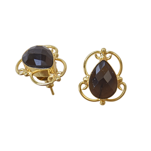 Pendientes de botón de cuarzo ahumado con engaste clásico de bisel, hechos a mano, chapados en oro de 18 quilates, diseño de luna, de Laxmi Jewellers, para boda - Product Image 4