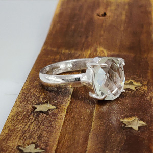 Faceted White Topaz Gemstone <b>Ring</b> 925 Silver Crystal <b>Ring</b> <b>Dainty</b> Minimalist <b>Ring</b> For Her - Product Image 1