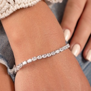Pulsera de tenis ovalada Lab Diamond East West de oro blanco de 18 quilates, joyería fina de lujo - Product Image 2
