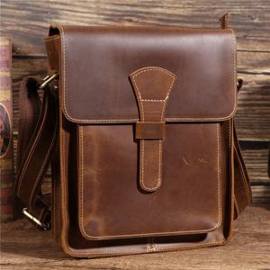 Bolso Mensajero de Cuero Genuino Marrón, Estilo Vintage, Bandolera, con Cierre de Solapa y Hebilla, para Viajes de Negocios - Product Image 1
