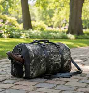 Sac de voyage et sac de sport en cuir de vachette à poils, style Western, modèle emblématique LHDB-0178 - Product Image 1