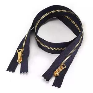 OEM 2026 Fermeture éclair métallique bidirectionnelle 3 # /5 # /8 #   Fermeture éclair en laiton avec curseur à verrouillage automatique pour vérins - Product Image 2