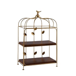 Support à gâteau en métal fait main en forme de cage à oiseaux, 2 niveaux, finition dorée avec étagères en bois, présentoir décoratif - Product Image 1