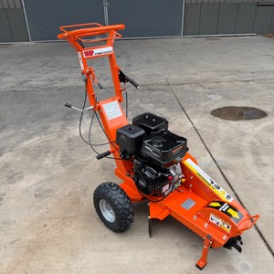 Broyeur de souches de haute qualité, neuf, 420cc, 15HP, hauteur de coupe 12', profondeur de coupe 10' - Product Image 2