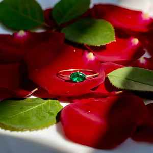 Bague de fiançailles vintage en émeraude taille marquise, bague de mariage à grappe, pierre unique, argent sterling 925 plaqué or 14 carats - Product Image 2