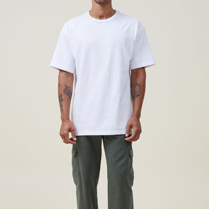 T-shirt décontracté respirant pour homme à col rond, coupe carrée, en toile polyester/coton anti-plis, vente en gros d'usine, personnalisable - Product Image 2