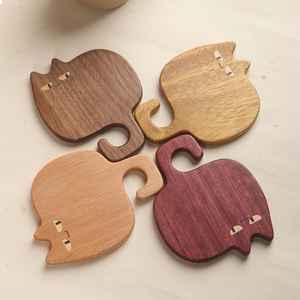 Posavasos de madera personalizados con forma de gato, únicos y adorables, con soporte, alfombrilla de madera para bebidas, resistente al calor, para bar, de UO - Product Image 5