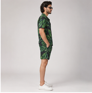 Chemises de plage imprimées personnalisées Hawaïennes pour hommes – Coupe ample, manches courtes, boutonnées, motif floral tropical, idéales pour les vacances d'été et la plage - Product Image 2