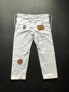 Uniforme de Jiu Jitsu BJJ Edición Competidor Lote 20.7, Negro, Tejido de Algodón Perla, 450GSM, Ligero, Duradero, de Secado Rápido - Product Image 4