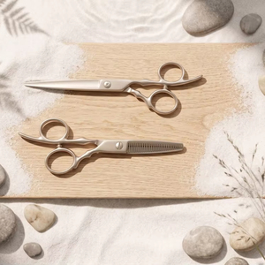 Ciseaux de coiffure professionnels Eeversharp PRO 2026 en acier inoxydable japonais VG10 de qualité supérieure avec manche moyen |   Ciseaux de barbier professionnels - Product Image 1