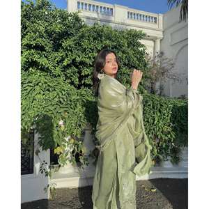 ชุดสูทปาร์ตี้สำหรับผู้หญิงดีไซน์เนอร์ปักเลื่อม - Product Image 1