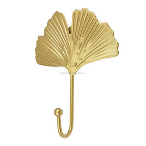 Crochets de décoration murale en métal noir faits à la main pour tissu et accessoires pour la maison et la salle de bain par Ambience Lifestyle - Product Image 1