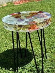 Table basse en résine personnalisée pour bouquets de mariage, baby showers, anniversaires, etc. - Product Image 3