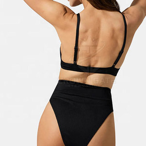Ensemble décontracté pour femmes en tricot côtelé de qualité supérieure, matière légère et flexible, tenue deux pièces pour un usage quotidien, pour un look tendance - Product Image 2