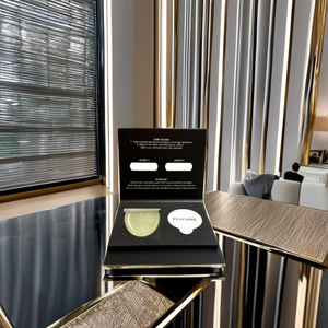 Colonia sólida Skyline y muestra de perfume orgánico para hombres, oficina o viaje, fragancia recargable de larga duración - Product Image 1