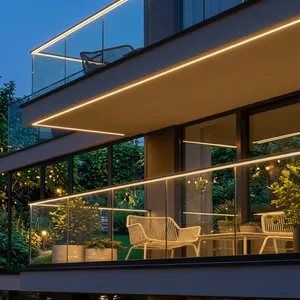 Toldo Retráctil Moderno para Balcón con Iluminación LED Integrada para Sombra de Lujo en Patios y Protección contra la Intemperie - Product Image 4