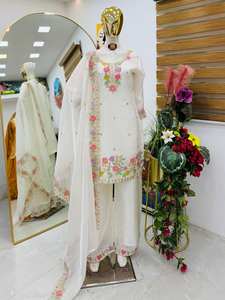 Conjunto de Traje Palazzo Bordado en Seda GMY Premium – Ropa Étnica Femenina de Calidad de Exportación - Product Image 2