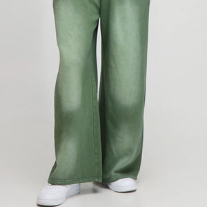 ชุดวอร์มพร้อมแจ็คเก็ตซิป กระเป๋าหน้า ดีไซน์สีพื้น ทนทาน ชุดวอร์มวิ่งสำหรับผู้ชายที่ดีที่สุด ปี 2026 ชุดกีฬาผู้ชายทันสมัยล่าสุด - Product Image 4