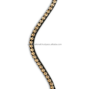 Une rangée de cristaux ronds de marque diamante forme de vague décorative en cuir anglais noir Horse brow band in full cob over size - Product Image 3