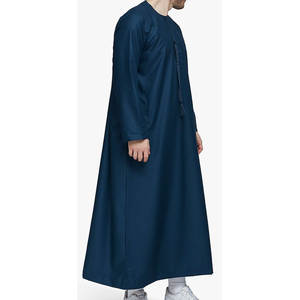 Vêtements islamiques pour hommes : Thobe musulman arabe, Jubba en gros pour hommes, Vêtements islamiques pour hommes, Thobe Jubba, thobe / thawb - Product Image 1