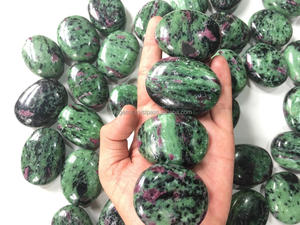 Venta al por mayor de piedras de palmario de zoisita rubí natural genuina tallada, para decoración del hogar, Feng Shui, meditación y sanación. - Product Image 2
