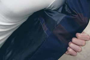 Blouson Bomber Homme Tendance en Polyester et Nylon, Imperméable, Imprimé à Carreaux, Respirant, Style Streetwear, Logo Personnalisé - Product Image 5