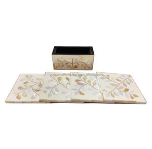 Sous-verres carrés en nacre fabriqués à la main de luxe Mosaïque élégante pour salle à manger haut de gamme et décoration intérieure Tapis et tampons de style table - Product Image 4