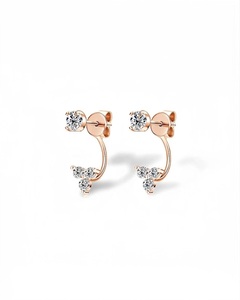 Pendientes Huggie Minimalistas de Diamante de Laboratorio Redondo de 14K con Clúster de Diamantes de Triple Brillo en el Frente y Trasero, Joyería Minimalista para el Lóbulo de la Oreja - Product Image 1