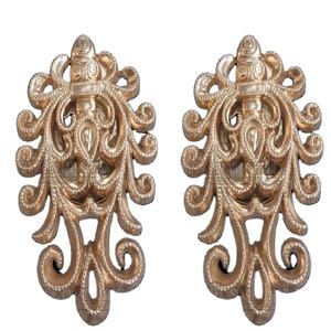 Marco Redondo Pequeño de Madera para Colgar, Decoración Elegante para Bodas - Product Image 1