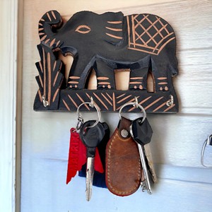 Handcrafted Sheesham Wood Elephant <b>Key</b> Holder - Wholesale Traditional Wall Hooks - Product Image 1