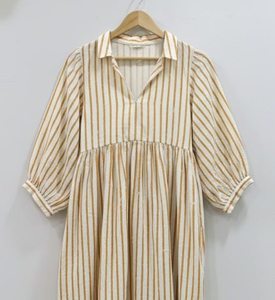 Robe Midi Bohème Élégante et Unique pour Femme, Écologique, Respirante, Taille Naturelle, Manches 3/4, Imprimé Floral, 100% Coton, Idéale Printemps-Été-Automne - Product Image 3