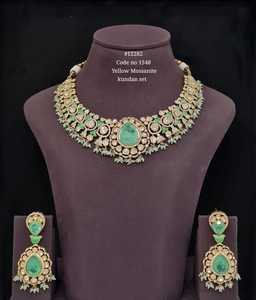 Parure de collier et boucles d'oreilles en or plaqué or avec pierres Moissanite, style Kundan, pour femme, bijoux de mariage tendance - Product Image 4