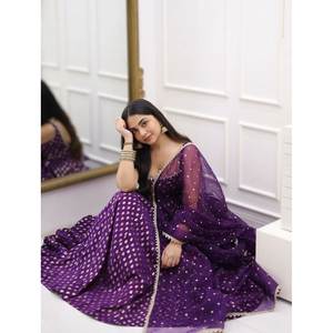 ชุดเดรสสำหรับงานปาร์ตี้สไตล์เรียบง่ายชุดคลุม Anarkali - Product Image 3