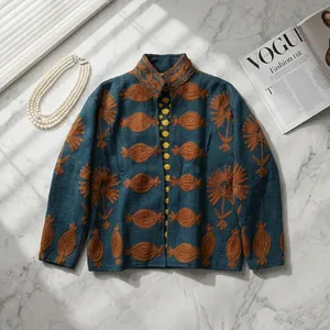 Chaqueta de Mujer Bordada a Mano con Cuello Mao, Manga Larga y Estampado Floral para Otoño - Product Image 3