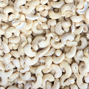 Fournisseur de confiance au Vietnam : Noix de cajou brutes WW180, WW240, WW320, LP, Noix de cajou W320 exportées vers Dubaï, l'UE, le Moyen-Orient - Product Image 1