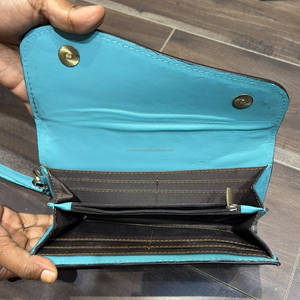 Cartera de mano de cuero genuino turquesa hecha a mano con patrón floral nuevo para mujer, tarjetero y monedero largo para compras - Product Image 6